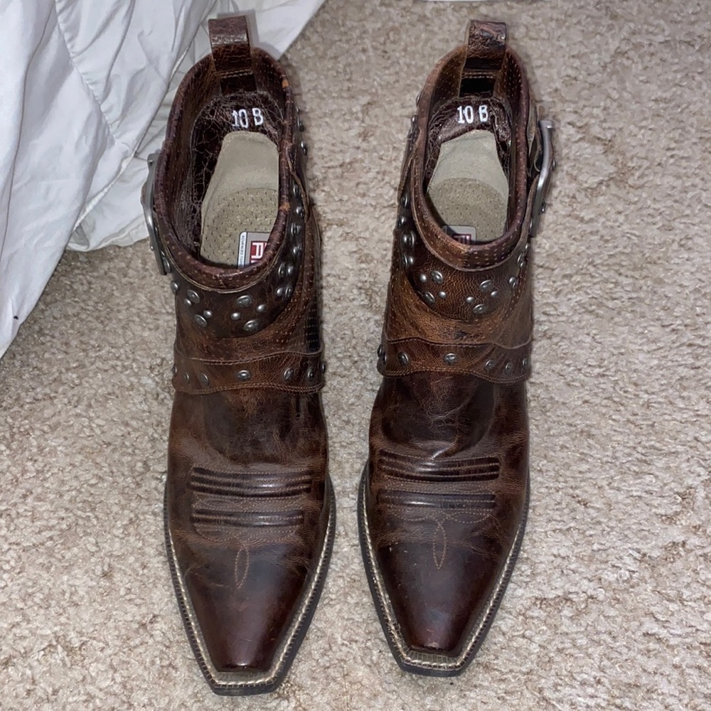Womens Ariat Flipped Shaft Boots